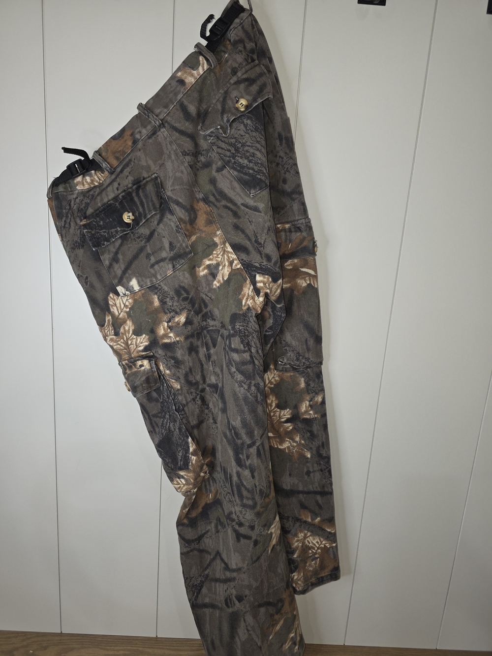 Men's Camo Cargo Pants - Brown/Olive Size Large American Outfitter - Picture 5 of 7